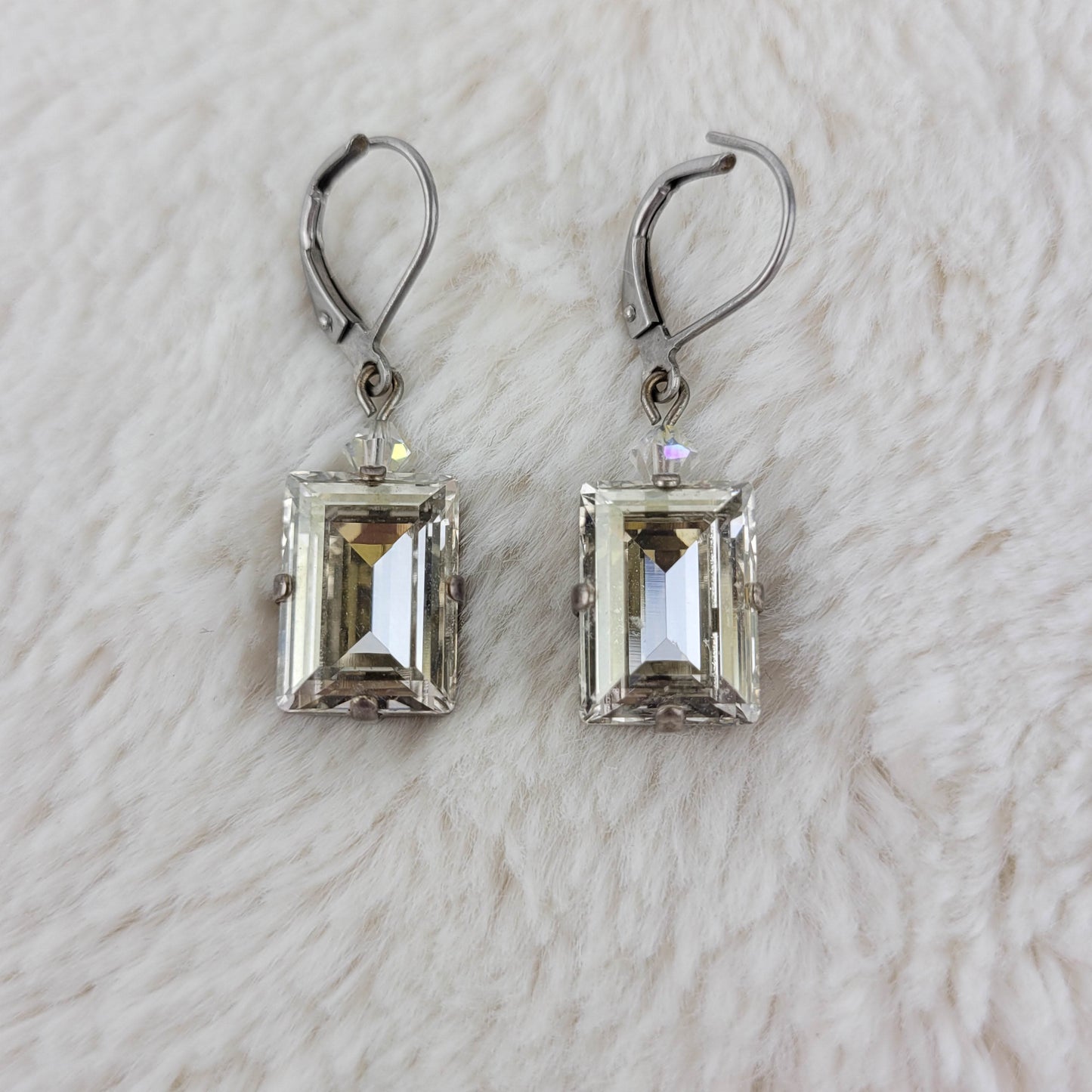 1940's Clear Rhinestone Short Dangle Hook Earrings