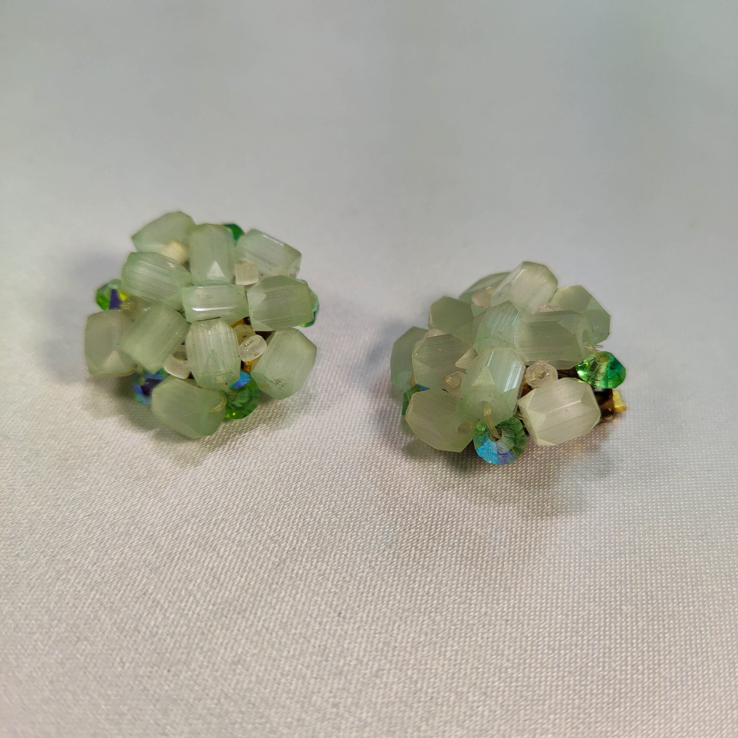 1960's Green Bead and Rhinestone Circular Cluster Clip Earrings