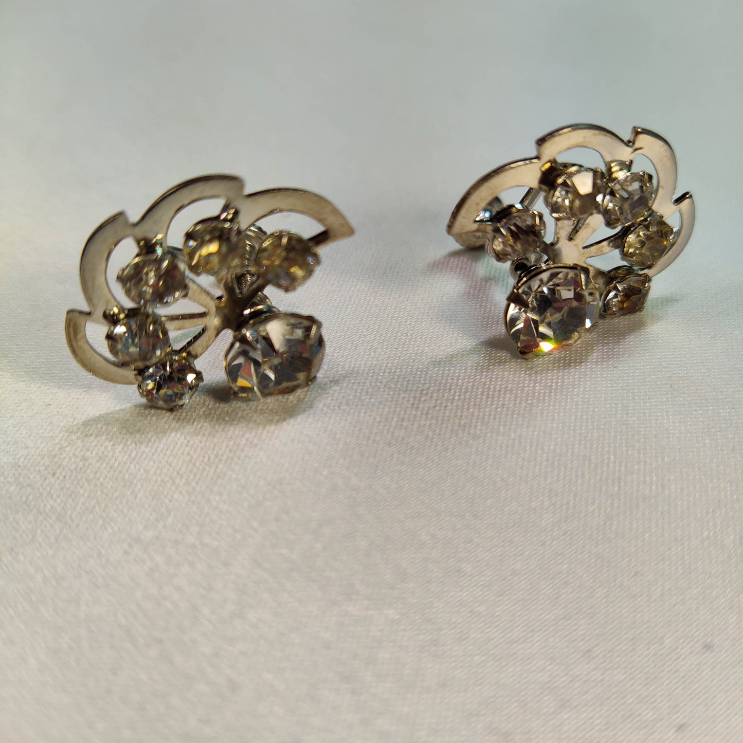 1950's Clear Rhinestone and Silver Tone Metal Fan Screwback Earrings