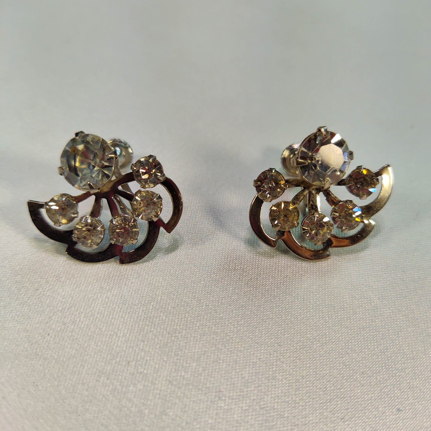 1950's Clear Rhinestone and Silver Tone Metal Fan Screwback Earrings