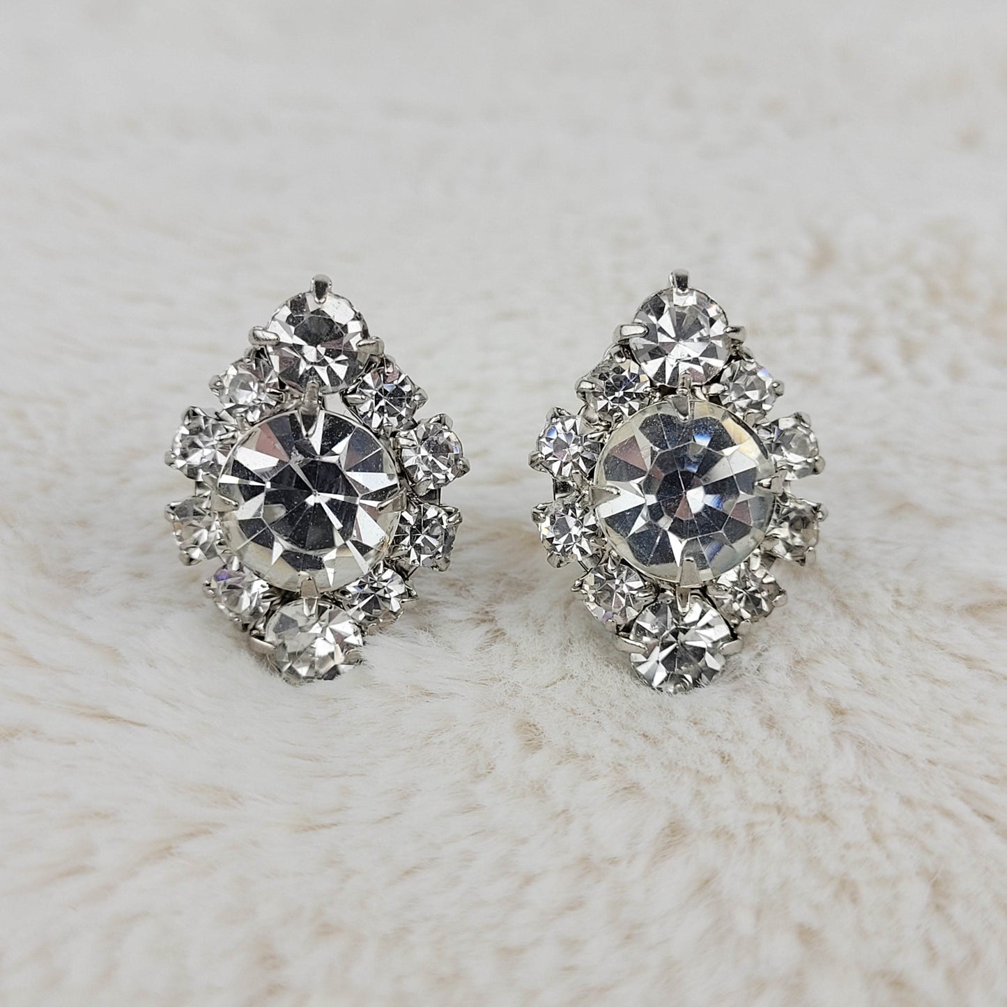 1950's Clear Rhinestone Star Clip Earrings