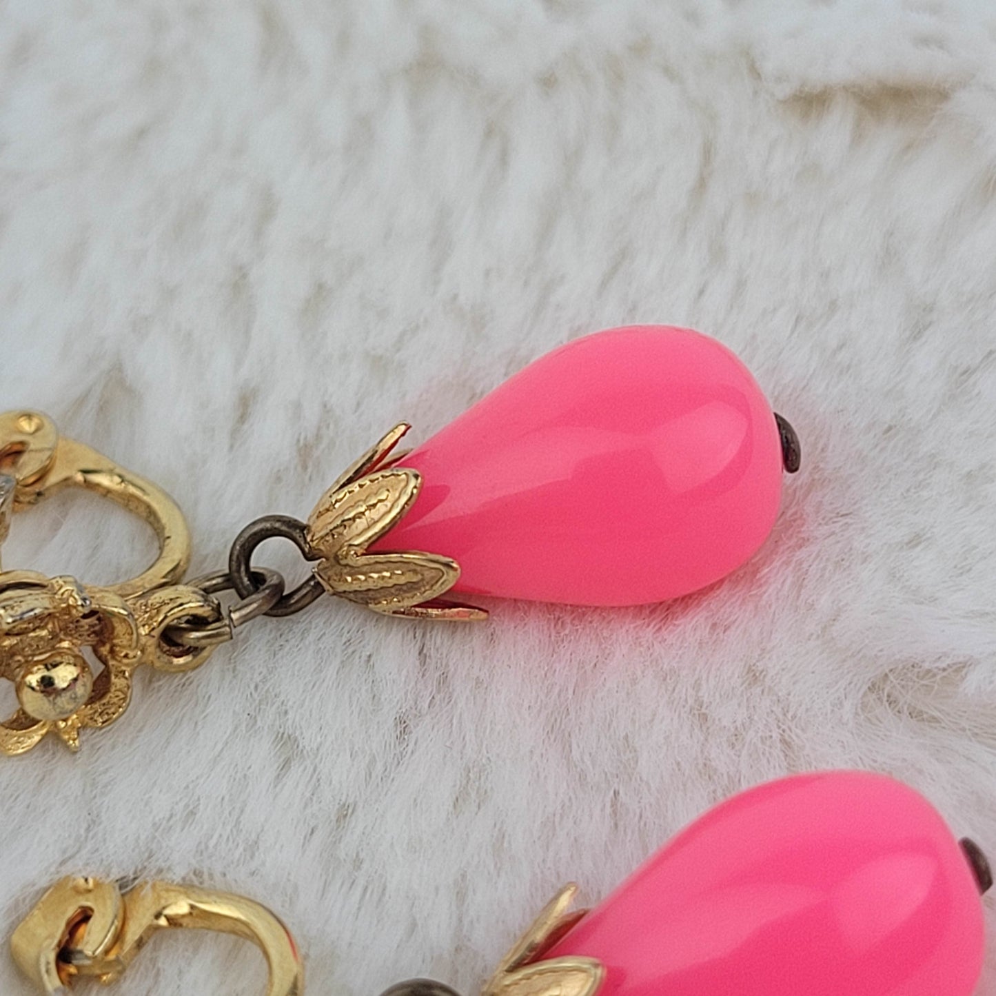 1950's Pink Pare Dangle Earrings