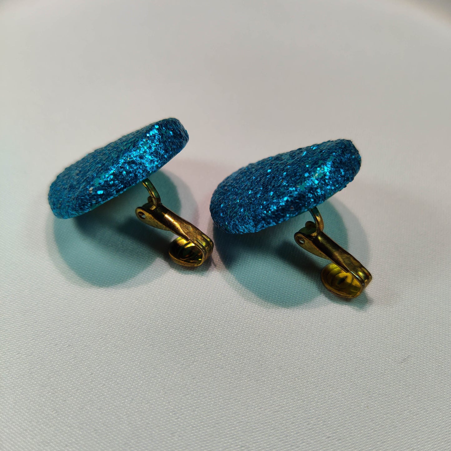 1950's Turquoise Glitter Clip Circular Earrings