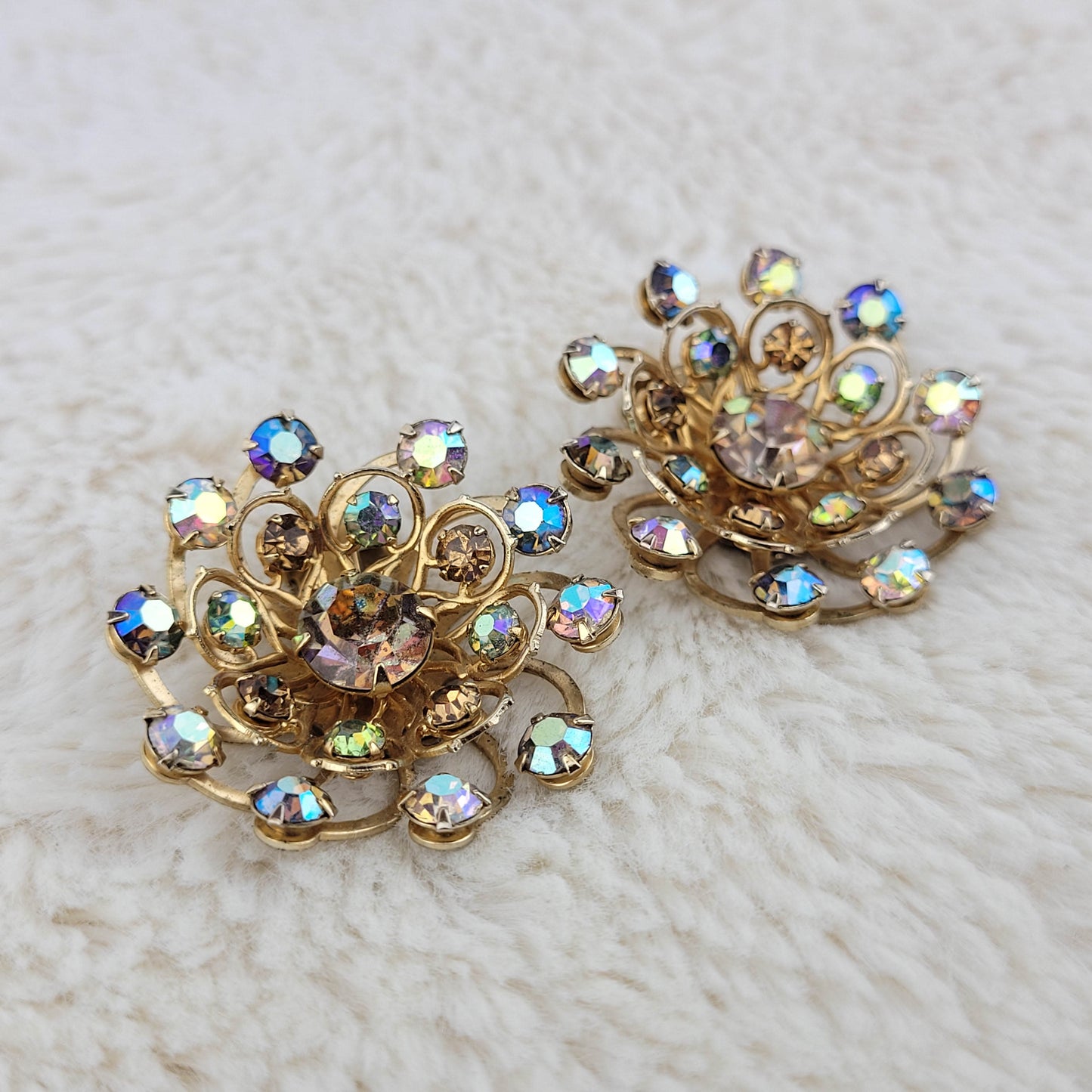 1950's Aurora Borealis Rhinestone Circle Clip Earrings