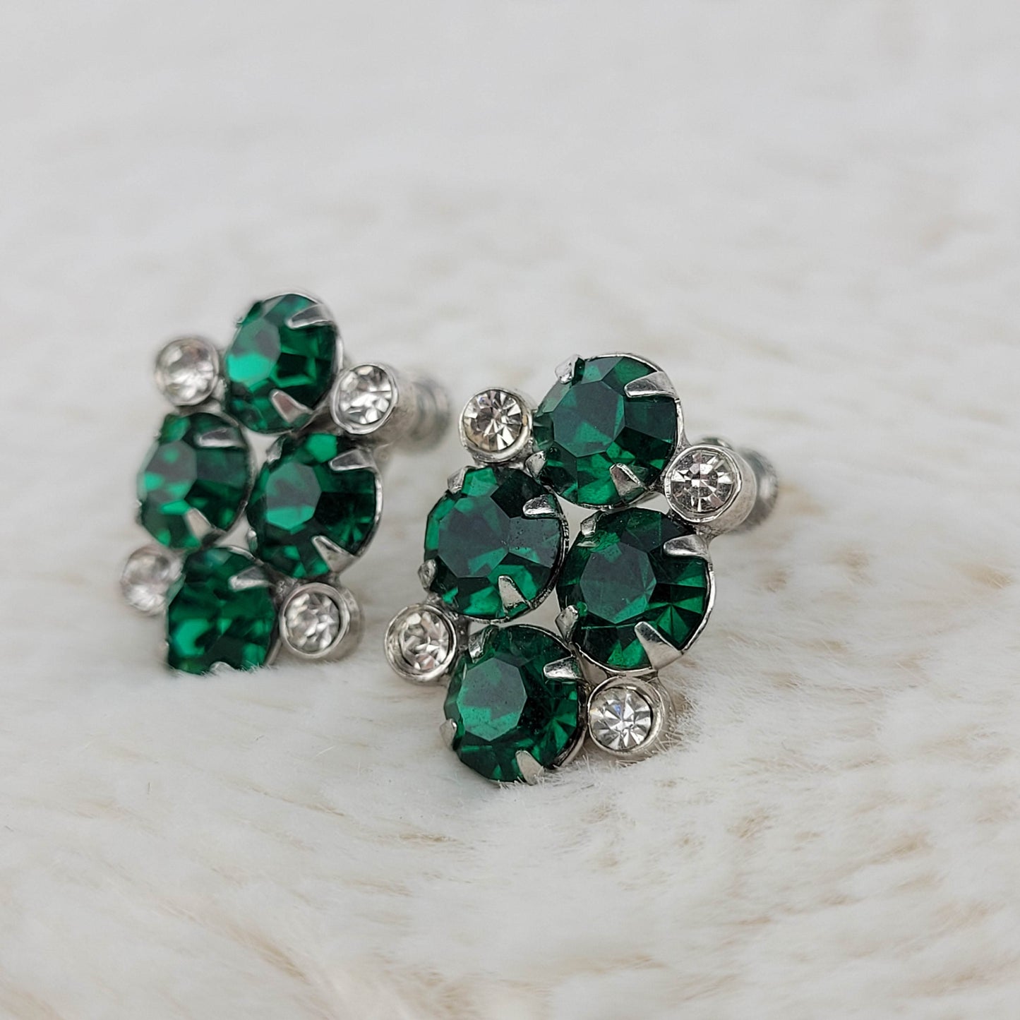 1940's Green Rhinestone Cluster Screwback Earrings