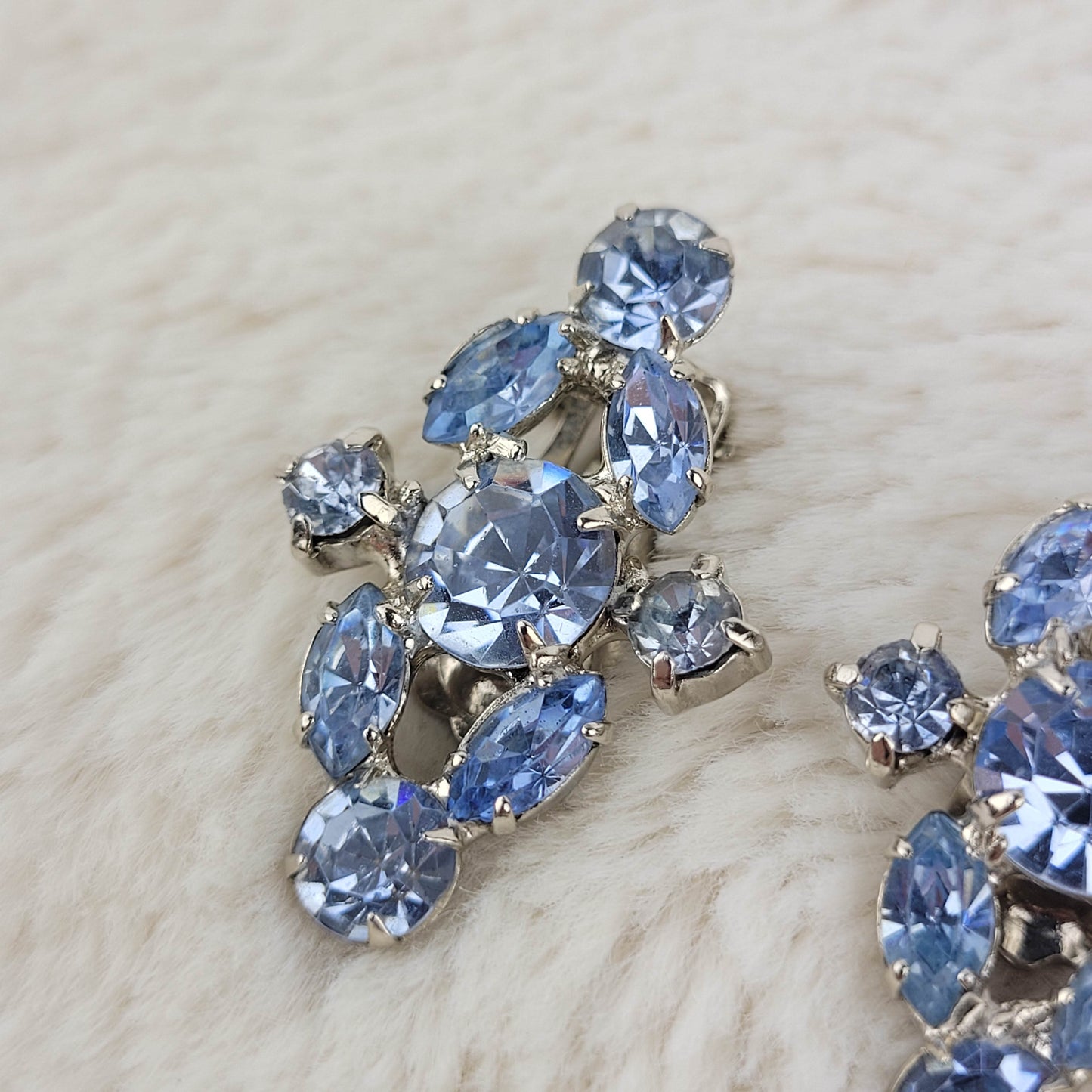 1950's Ice Blue Rhinestones Diamond Shaped Clip Earrings