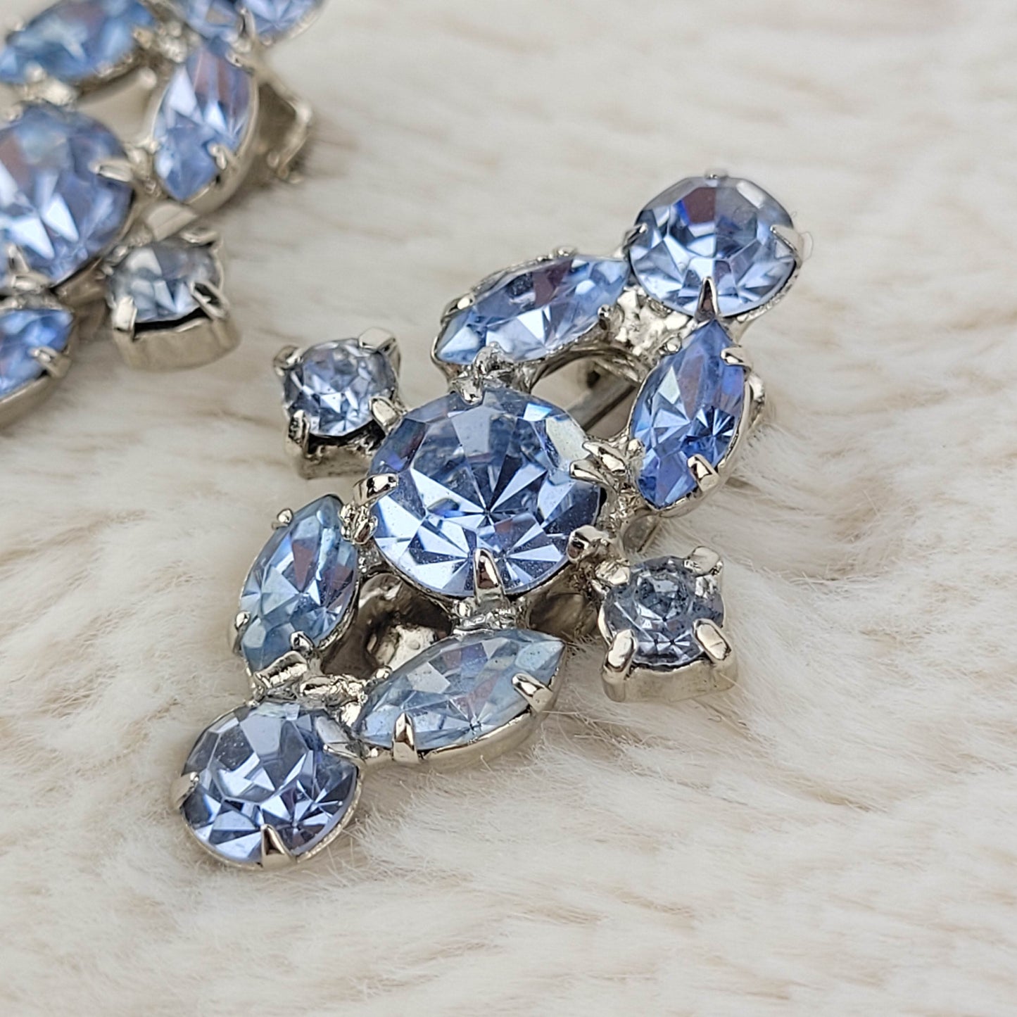 1950's Ice Blue Rhinestones Diamond Shaped Clip Earrings