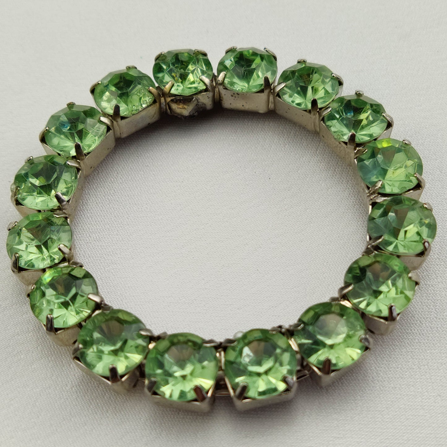 1950's Green Rhinestone Scarf Ring