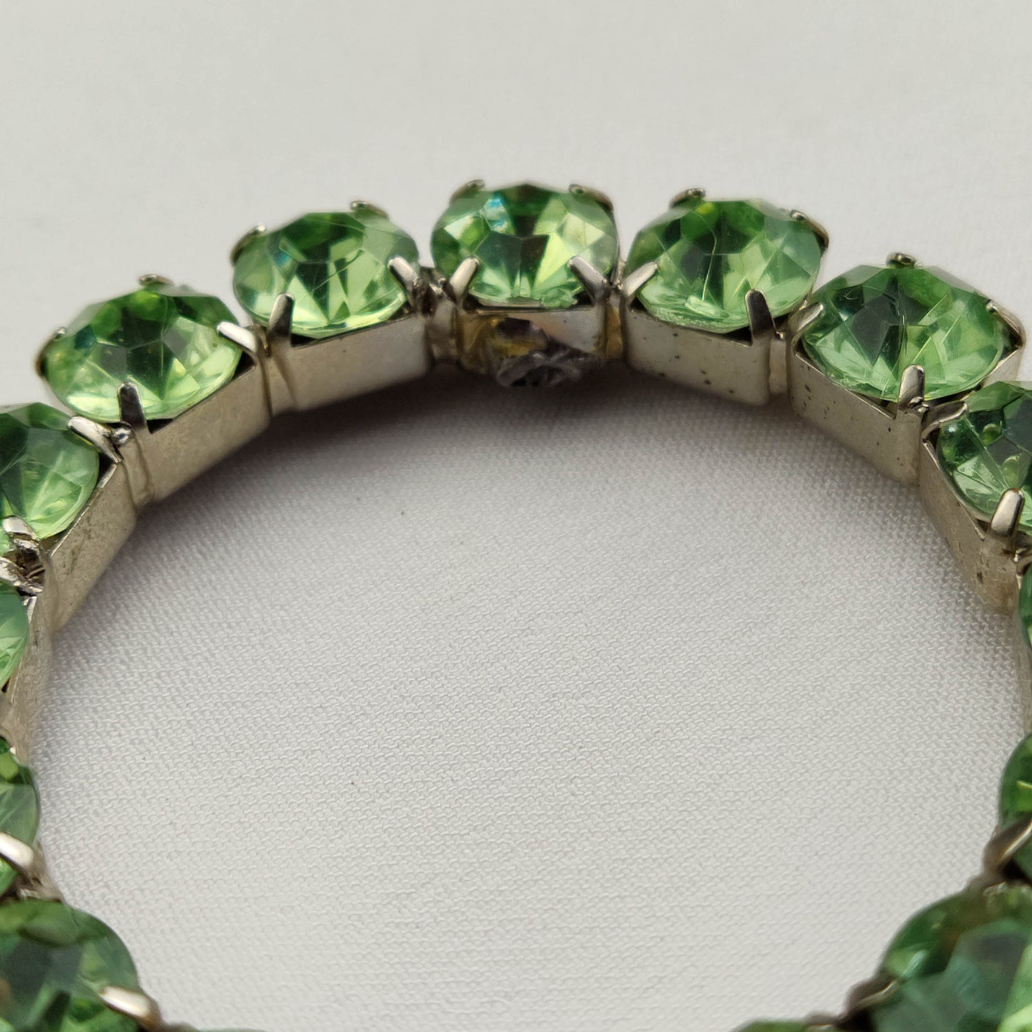 1950's Green Rhinestone Scarf Ring