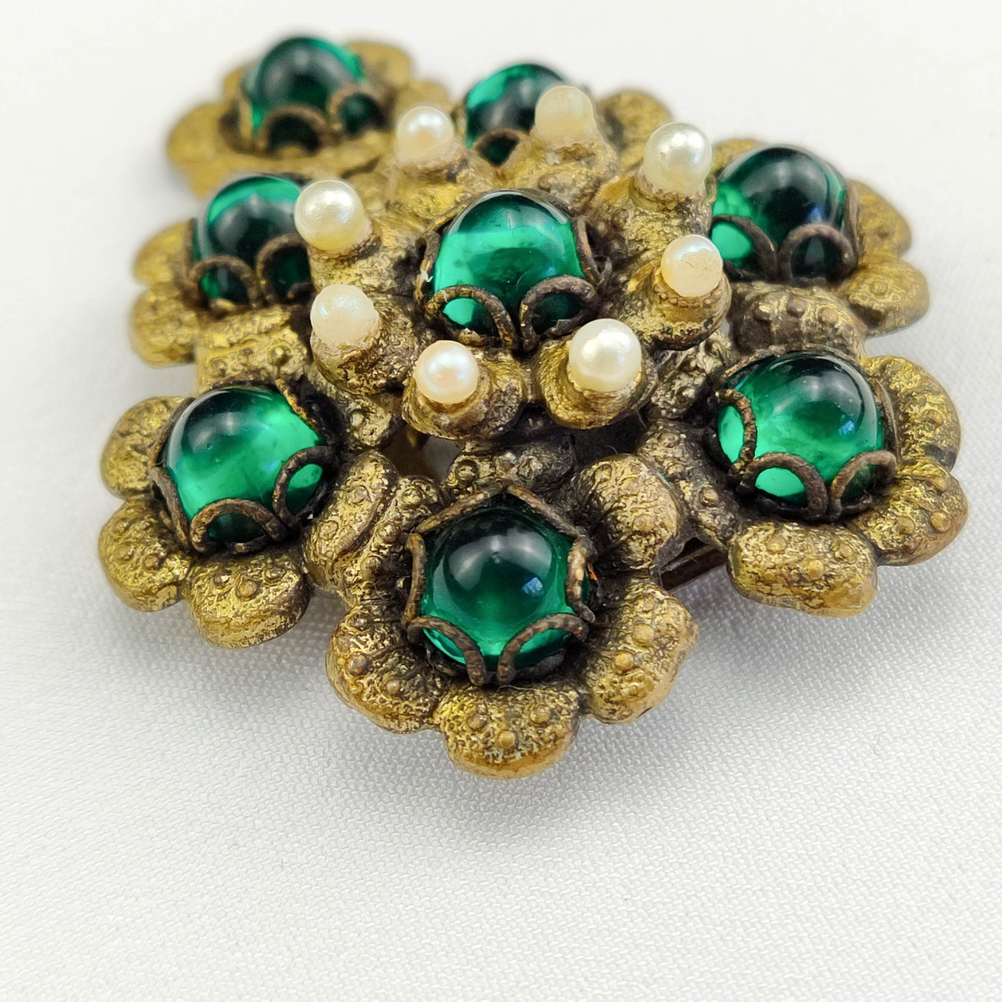 1930's Gold Metal with Green Rhinestones and Pearls Fur Clip