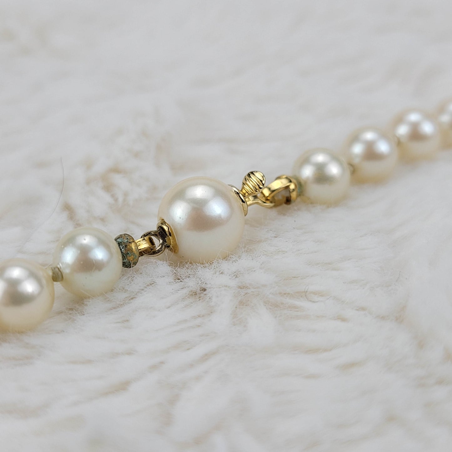 1950's Single Strand Pearl Bead Necklace