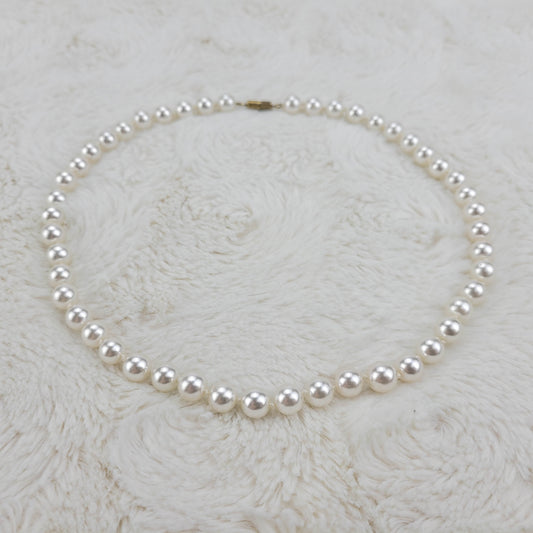 1960's Single Strand White Pearl Bead Necklace