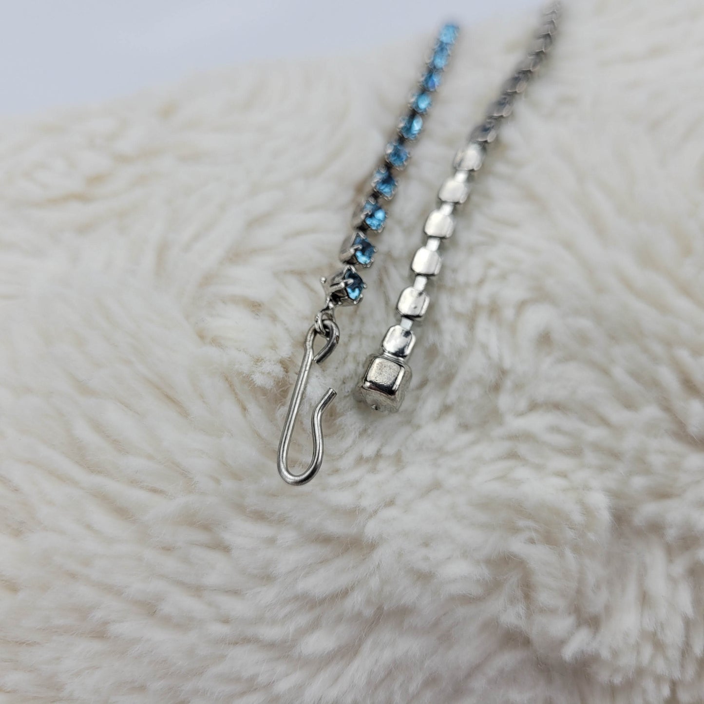 1950's Baby Blue Rhinestone V Pendant Necklace