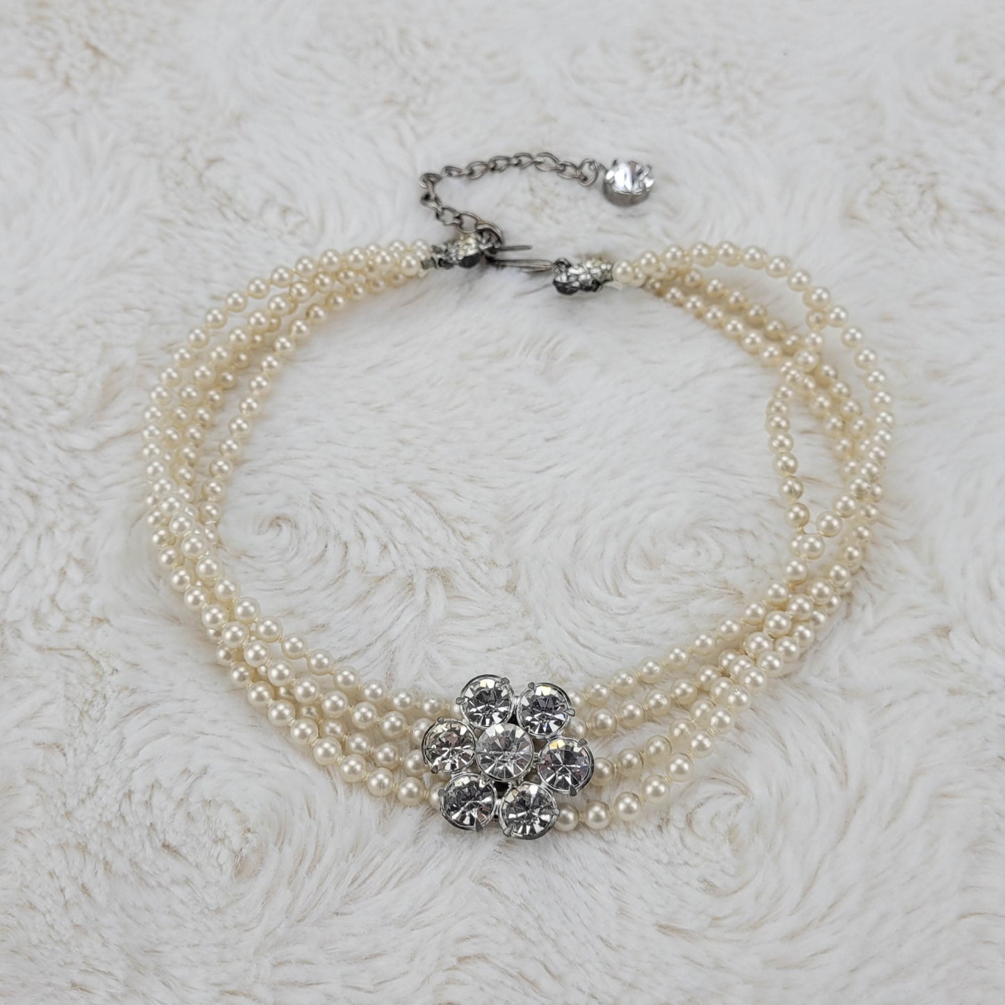 1940's Pearl Bead Strand Choker with a Rhinestone Flower Center Piece