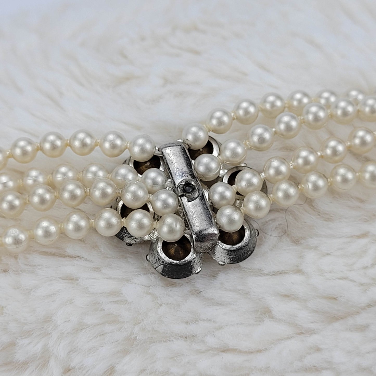 1940's Pearl Bead Strand Choker with a Rhinestone Flower Center Piece