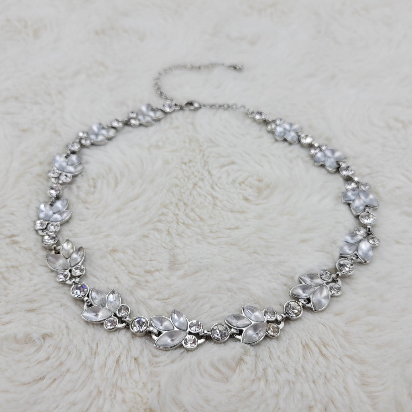 1950's Rhinestone and Frost Bead Leaf Chain Necklace