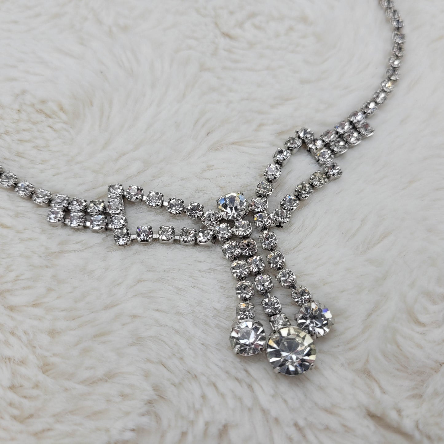 1950's Clear Rhinestone Bow Drop Necklace