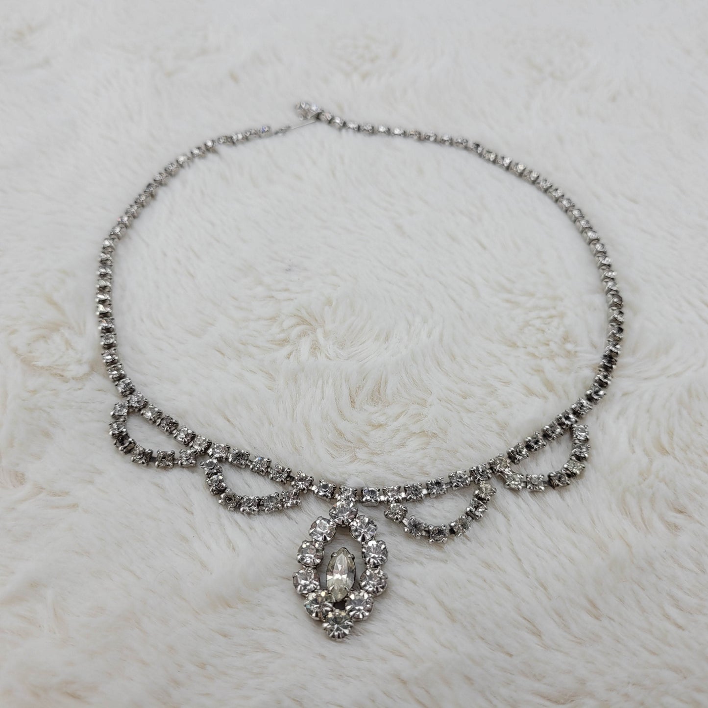 1950's Clear Rhinestone Loop Necklace with a Center Pendant