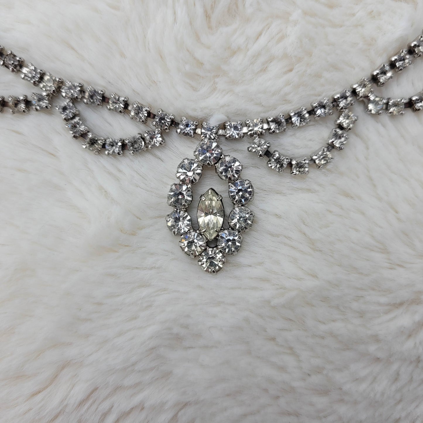 1950's Clear Rhinestone Loop Necklace with a Center Pendant