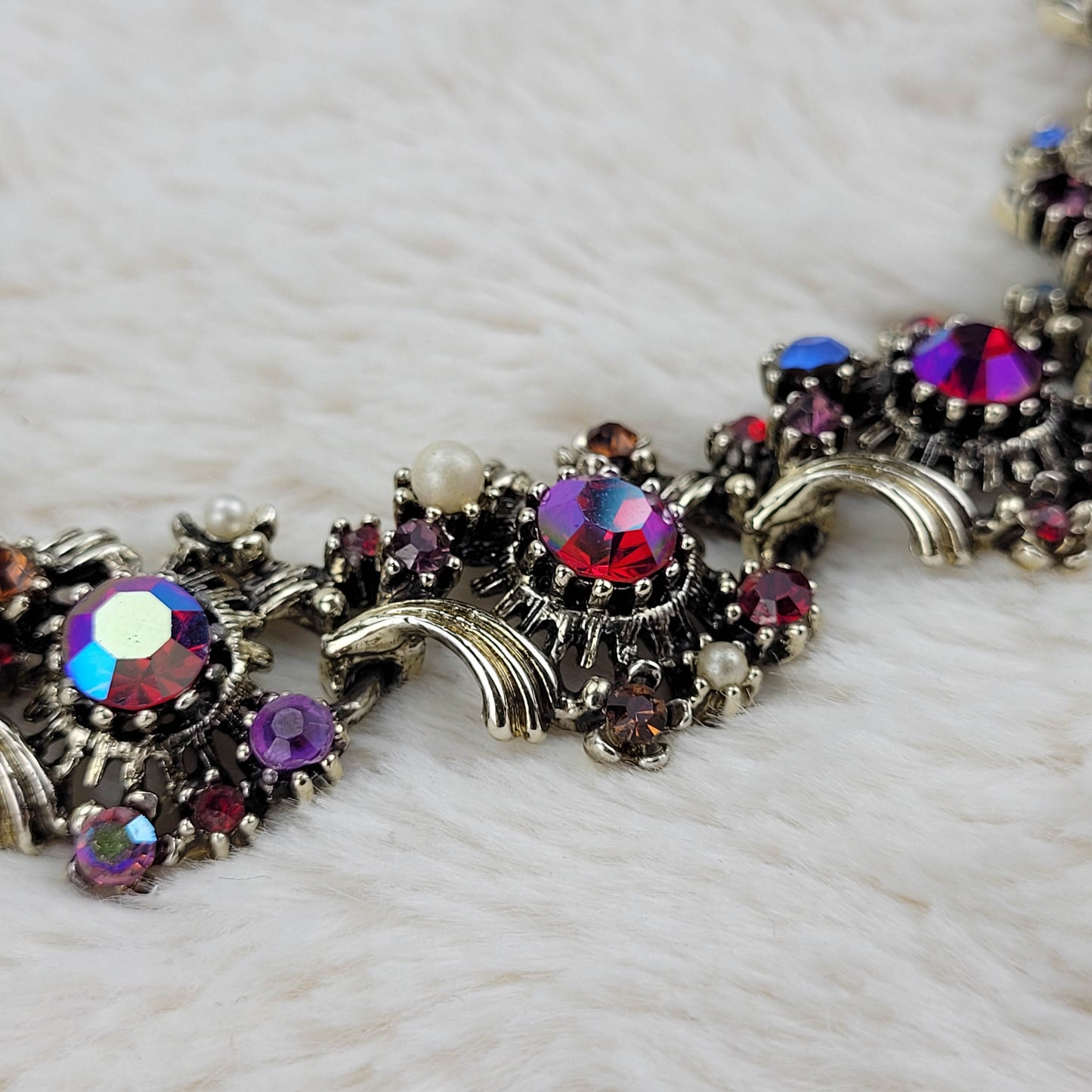 1950's Red and Blue Aurora Borealis Rhinestone Necklace