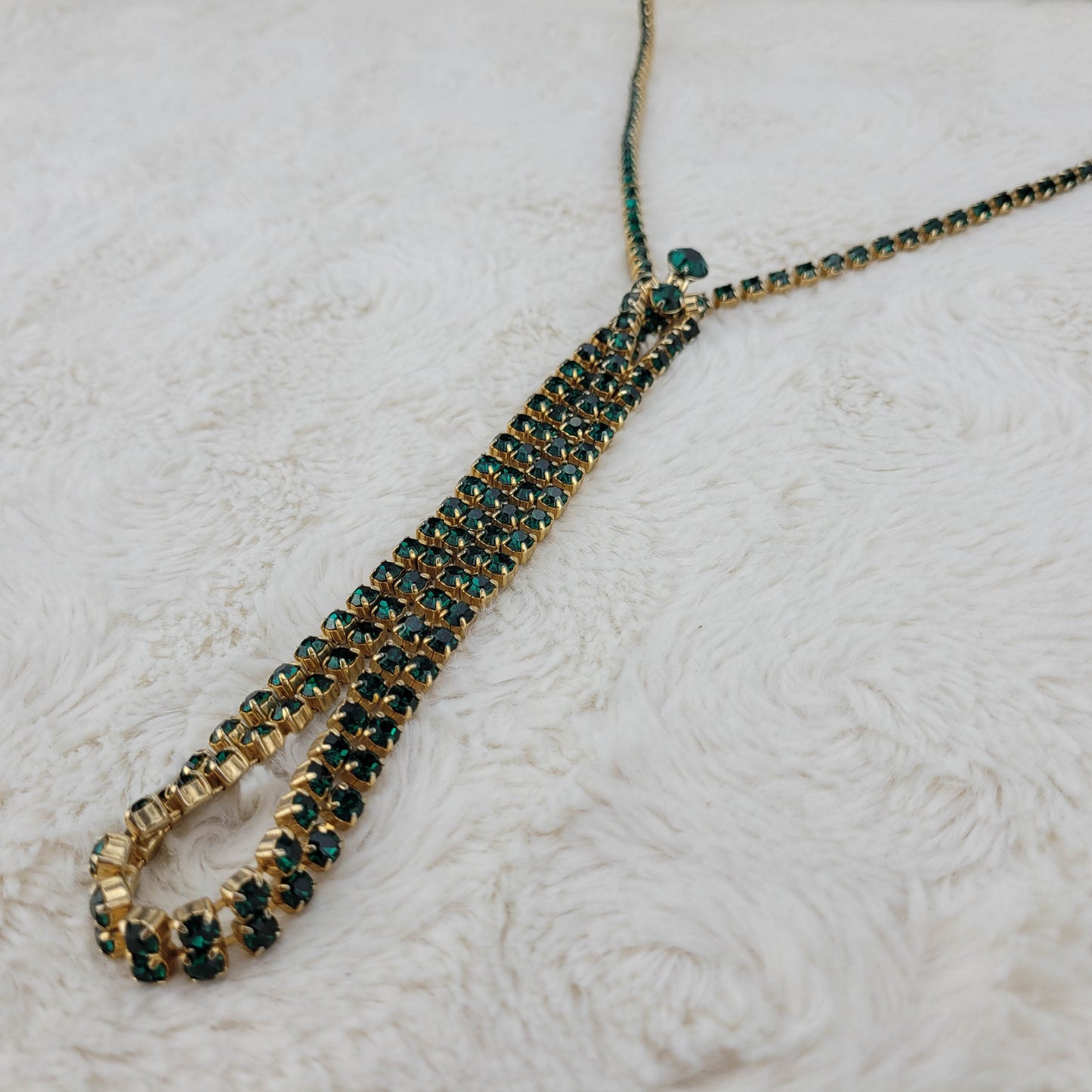 1950's Green Rhinestone Extra Long Necklace with Center Drop and Pendant Hook