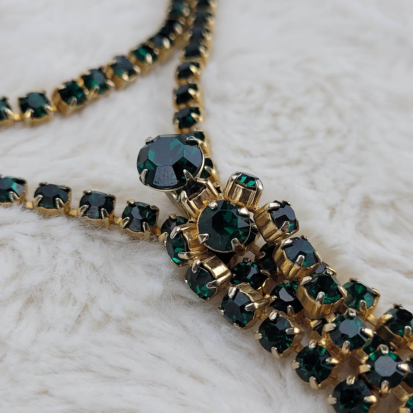 1950's Green Rhinestone Extra Long Necklace with Center Drop and Pendant Hook