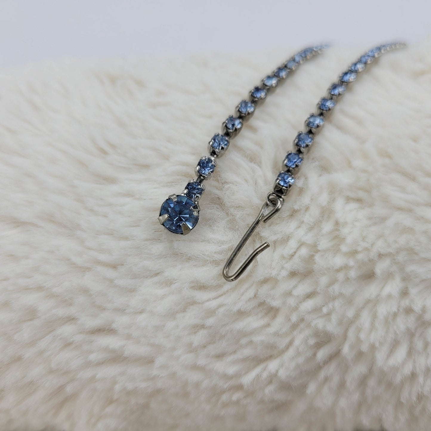 1950's Ice Blue Rhinestone Scallop Drop Necklace