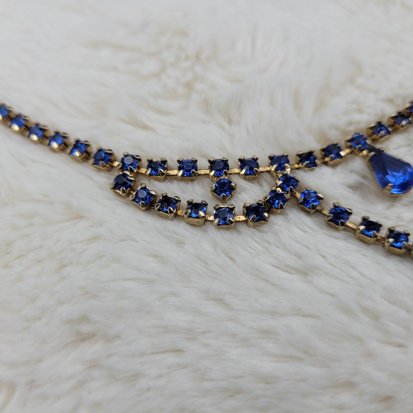 1950's Blue Rhinestone Loop Necklace with Center Rhinestone Drops