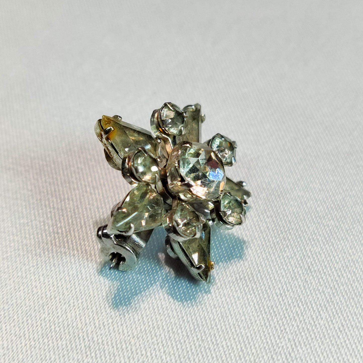 1940's Clear Rhinestone Star Pin