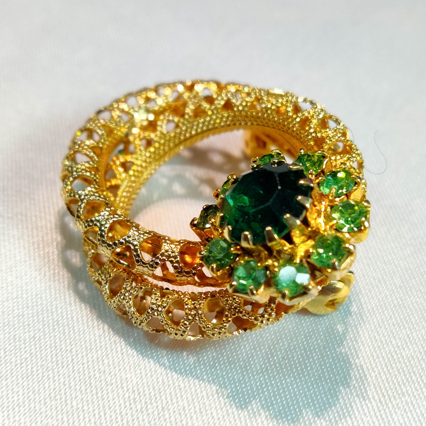 1960's Gold Metal Filigree and Green Rhinestone Pin