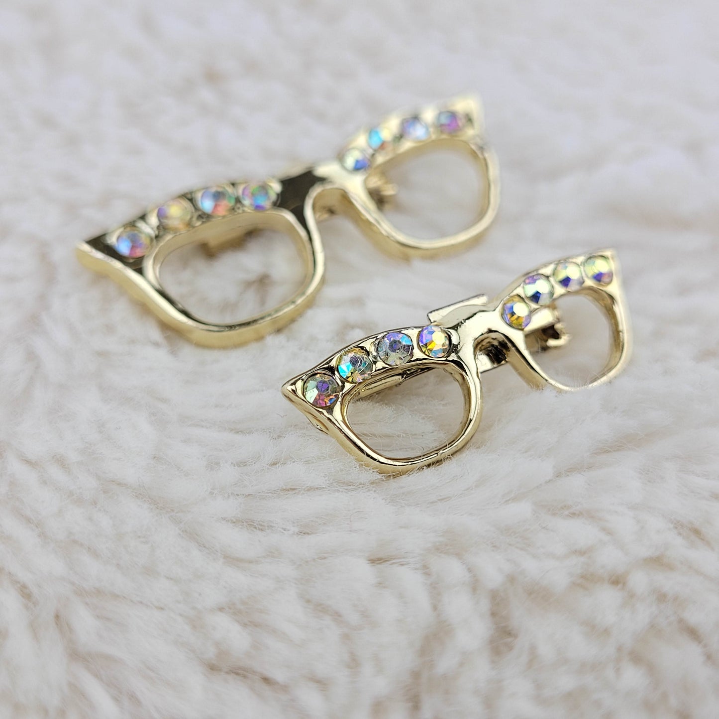 1950's Matching Gold Tone Metal and Aurora Borealis Cat Eye Glasses Pin