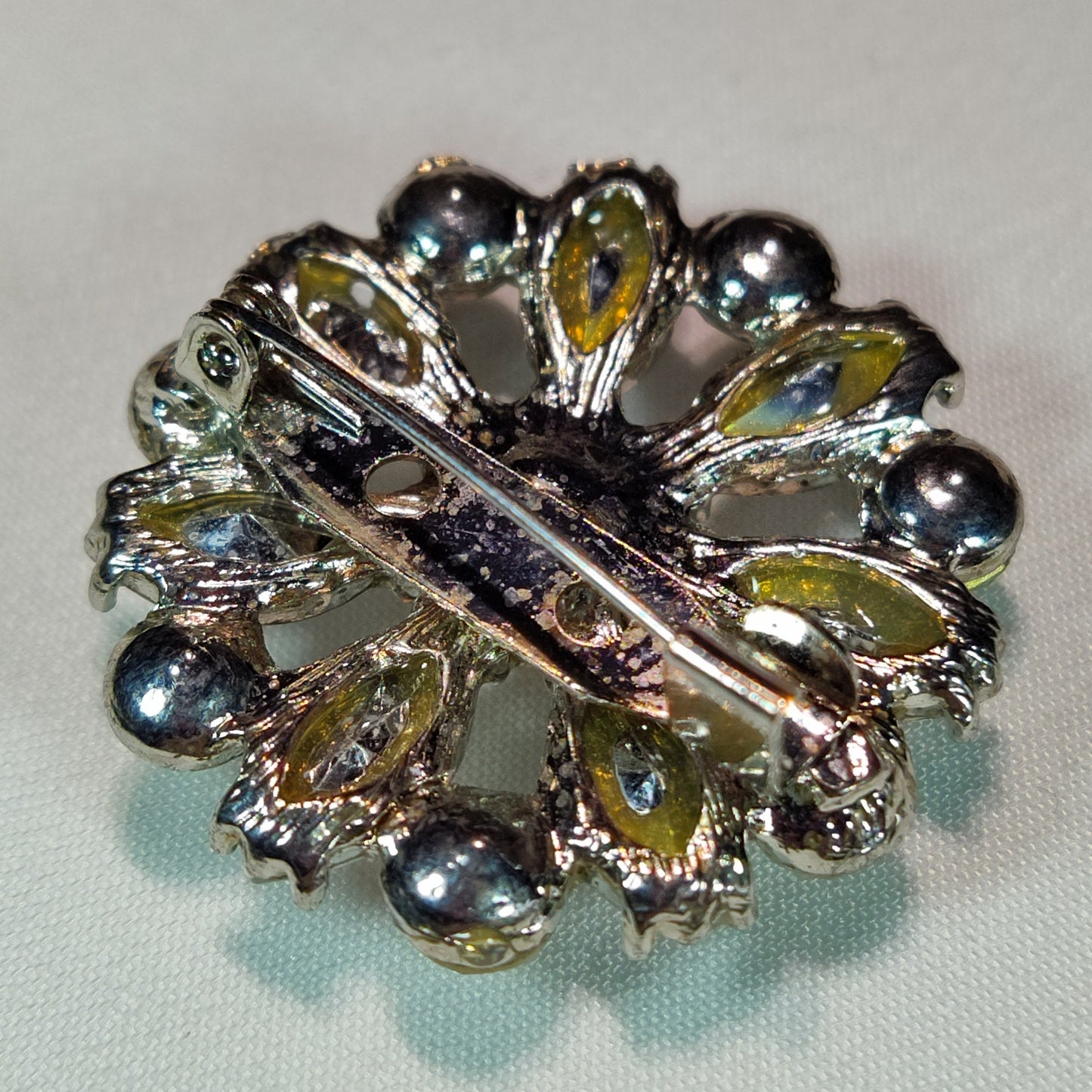 1950's Clear Rhinestone Circular Starburst Pin