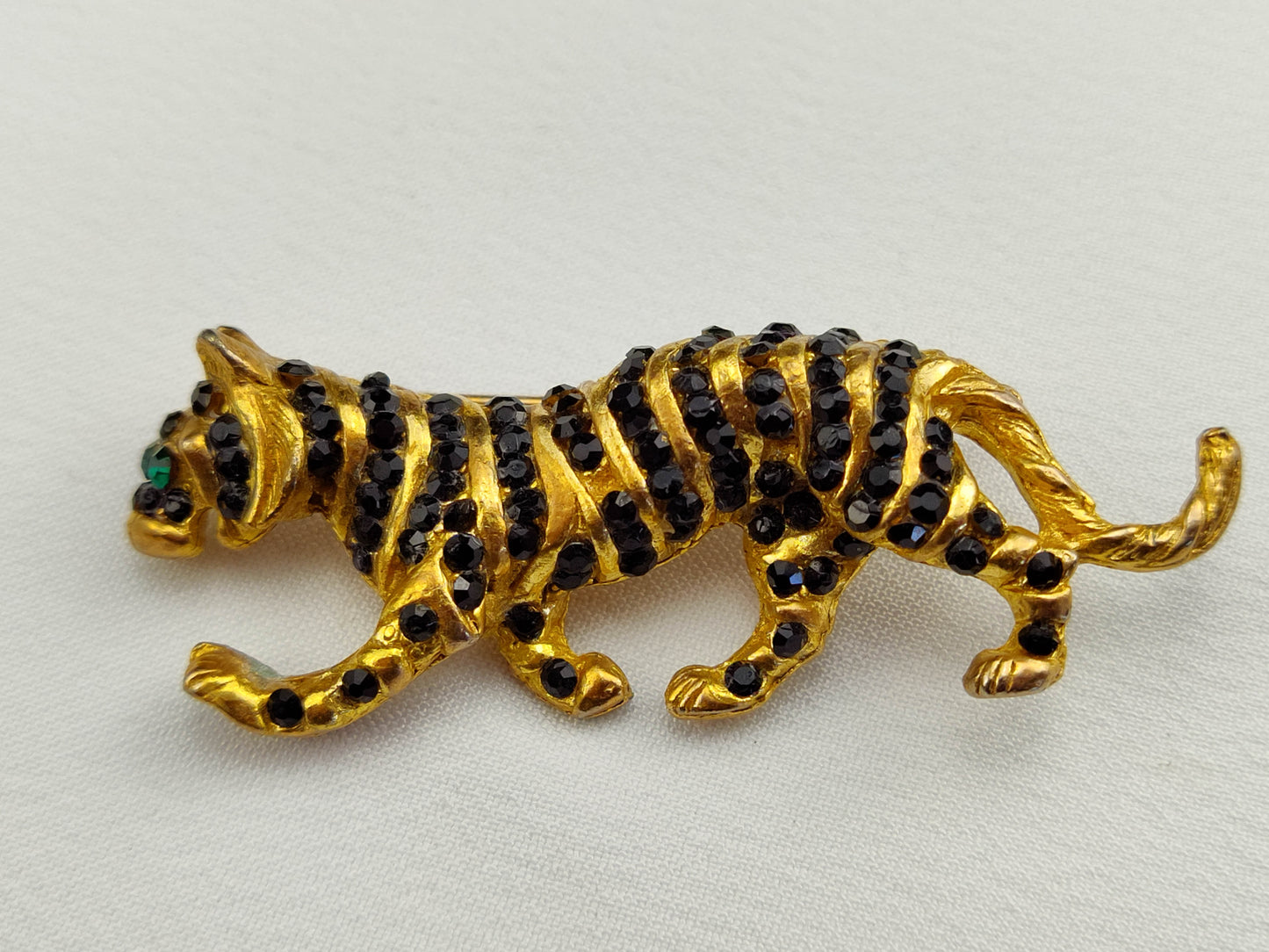 1950's Gold Tiger Pin with Green and Black Rhinestones