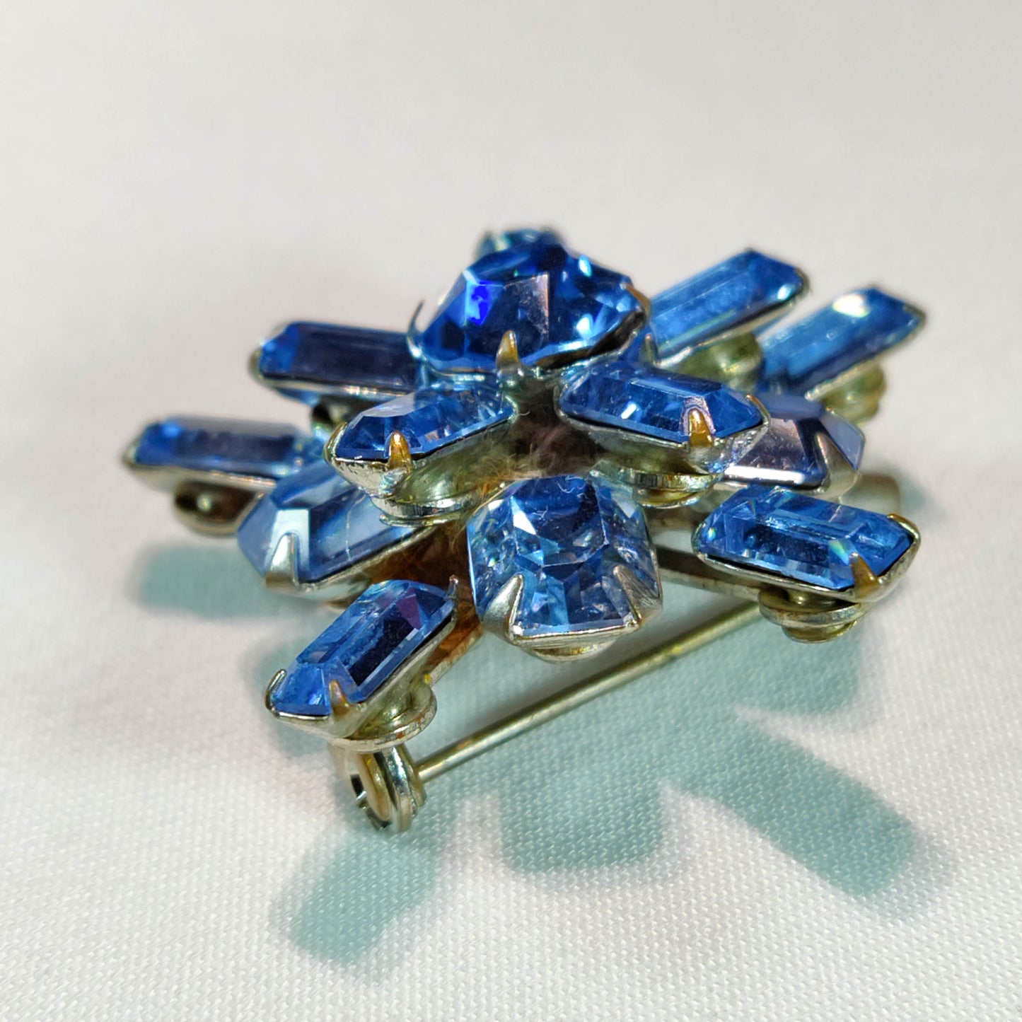 1950's Ice Blue Rhinestone Starburst Pin