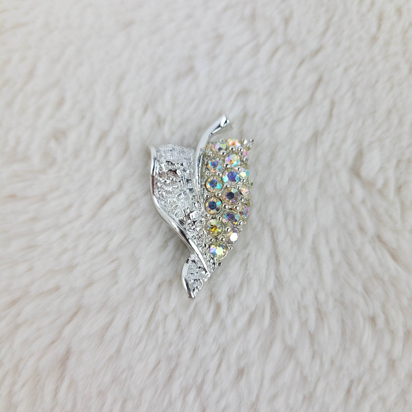 1950's Silver Tone  Metal and Aurora Borealis Rhinestone Leaf Pin