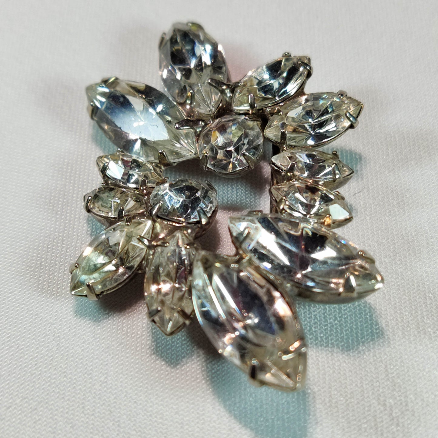 1950's Clear Rhinestone Cluster Pin